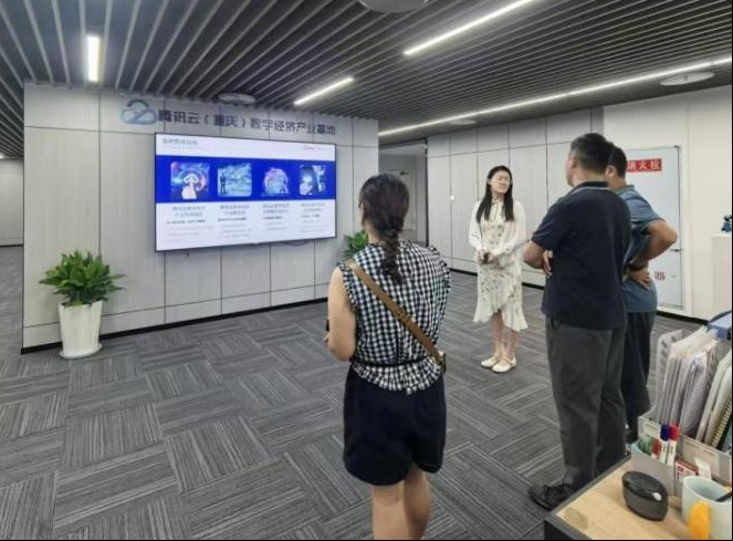 多维访企拓岗搭桥梁，产教融合共绘育人新图景——重庆城市科技学院人工智能与大数据学院携手图景科技深化合作
